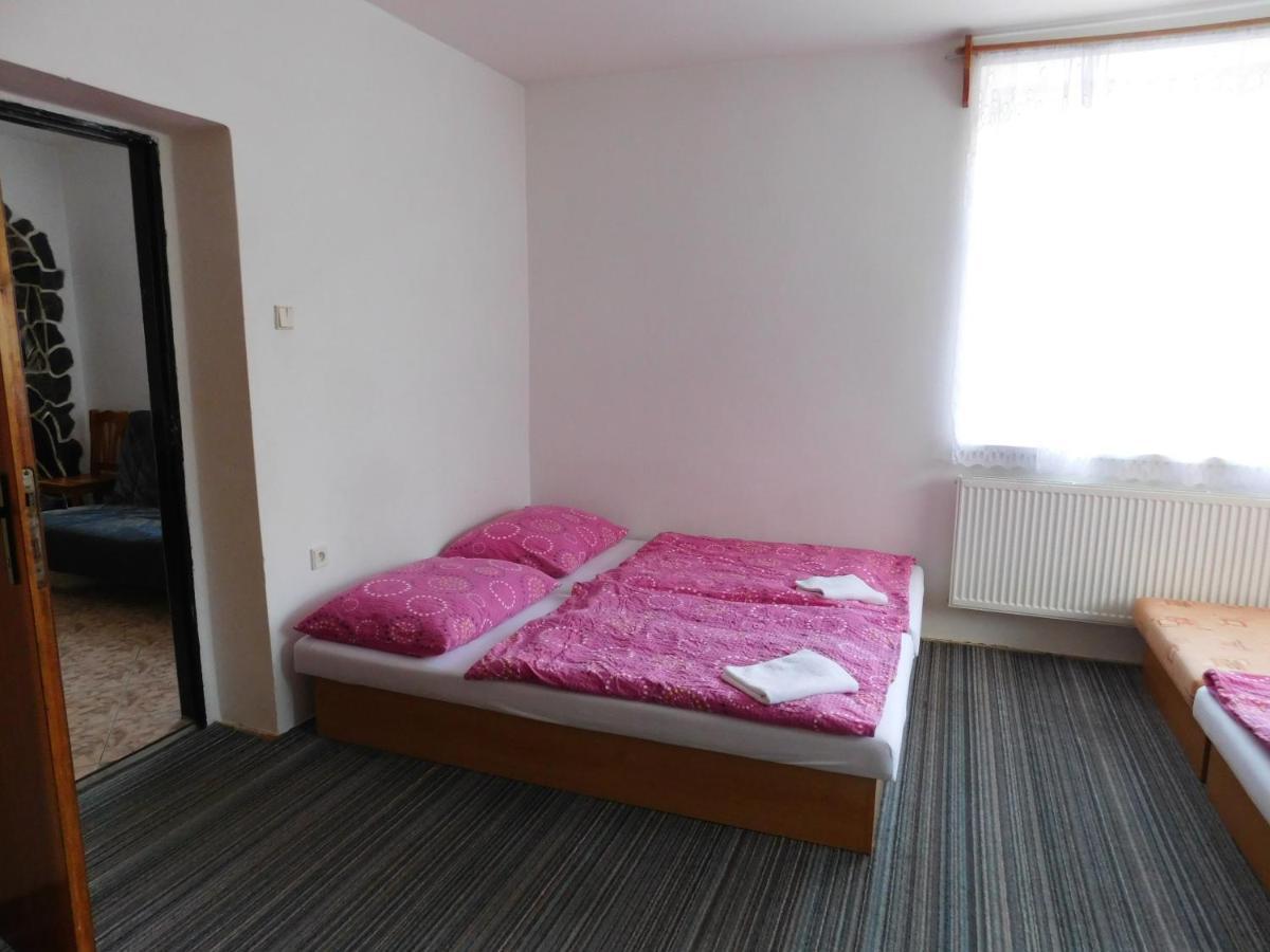 Pension U Mojmira Rokytnice nad Jizerou Exterior foto